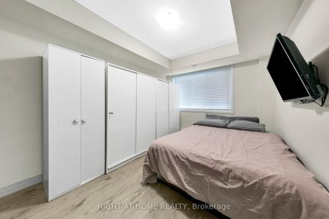 Photo 22 at 5 - 181 William Duncan Road, CFB, Toronto