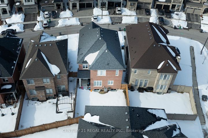 Photo 37 at 25 Elysian Fields Circle, Bram West, Brampton