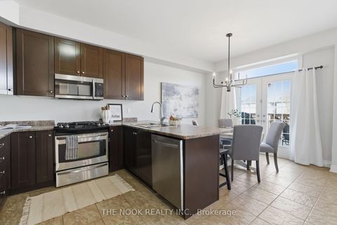 Photo 9 at 114 Courvier Crescent, Bowmanville, Clarington