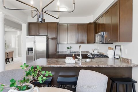 Photo 14 at 114 Courvier Crescent, Bowmanville, Clarington