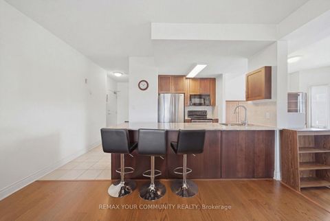 Photo 5 at 505 - 160 Woodbridge Avenue, West Woodbridge, Vaughan