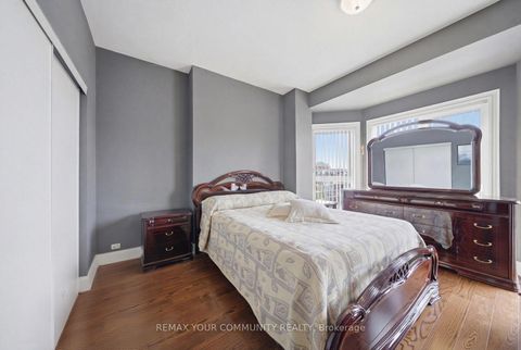 Photo 13 at 505 - 160 Woodbridge Avenue, West Woodbridge, Vaughan