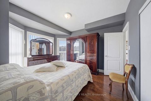 Photo 14 at 505 - 160 Woodbridge Avenue, West Woodbridge, Vaughan