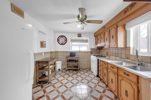 Photo 5 at 75 St Lucie Drive, Humbermede, Toronto