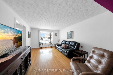 Photo 9 at 75 St Lucie Drive, Humbermede, Toronto