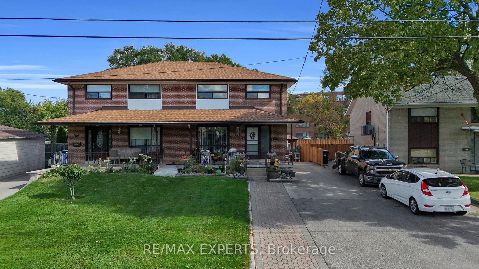 75 St Lucie Drive, Humbermede, Toronto by Loree Meneguzzi Real Estate 75 St Lucie Drive, Humbermede, Toronto