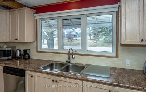 Photo 15 at 50 Juno Crescent, Sutton & Jackson's Point, Georgina