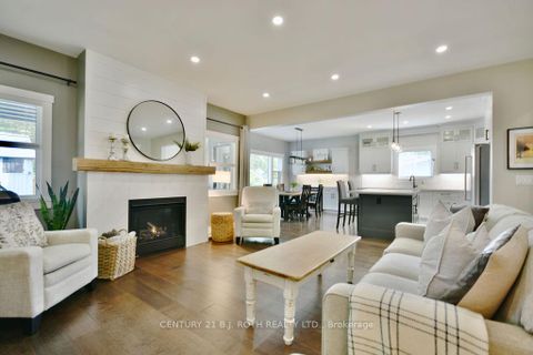 Photo 3 at 14 EDWARD Street W, Creemore, Clearview