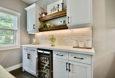 Photo 10 at 14 EDWARD Street W, Creemore, Clearview