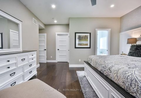 Photo 14 at 14 EDWARD Street W, Creemore, Clearview