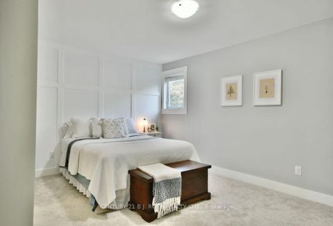 Photo 21 at 14 EDWARD Street W, Creemore, Clearview