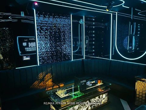 Photo 1 at 1-2 - 3560 Victoria Park Avenue, Hillcrest Village, Toronto