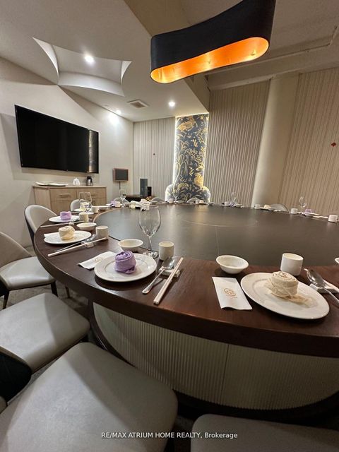 Photo 2 at 1-2 - 3560 Victoria Park Avenue, Hillcrest Village, Toronto