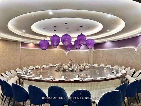 Photo 3 at 1-2 - 3560 Victoria Park Avenue, Hillcrest Village, Toronto