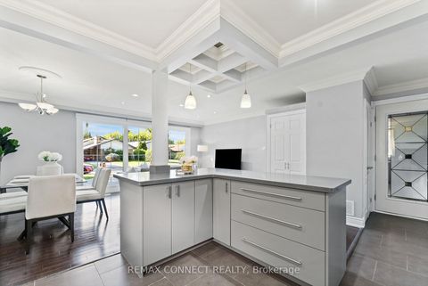 Photo 9 at 23 Penetang Crescent, Bendale, Toronto