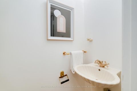 Photo 10 at 116 Roxborough Street W, Annex, Toronto