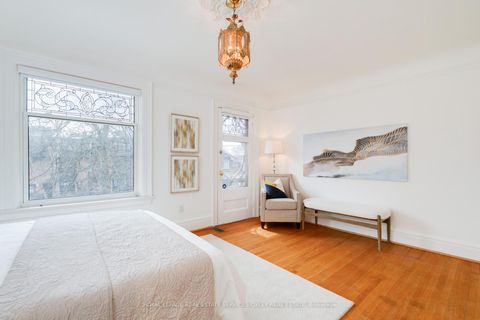 Photo 13 at 116 Roxborough Street W, Annex, Toronto