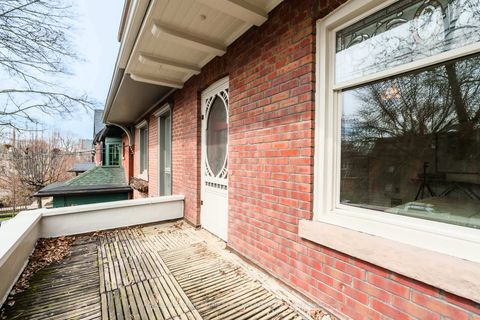 Photo 17 at 116 Roxborough Street W, Annex, Toronto