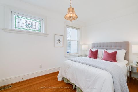 Photo 18 at 116 Roxborough Street W, Annex, Toronto