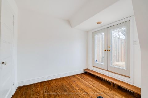 Photo 25 at 116 Roxborough Street W, Annex, Toronto