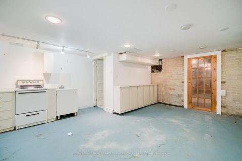 Photo 30 at 116 Roxborough Street W, Annex, Toronto