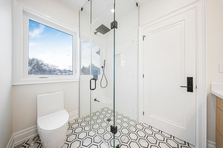 Photo 27 at 25 Cronin Drive, City Centre West, Toronto