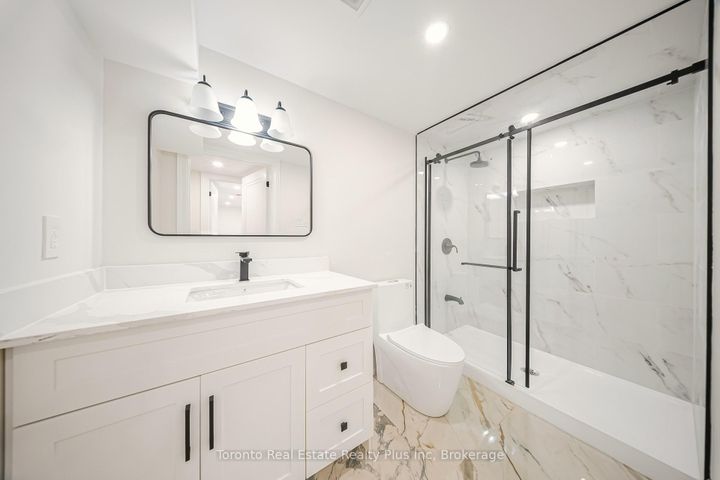 Photo 38 at 25 Cronin Drive, City Centre West, Toronto