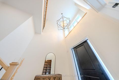 Photo 4 at 25 Cronin Drive, City Centre West, Toronto