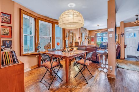 Photo 6 at 97 Massey Street, Niagara, Toronto