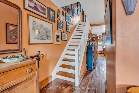 Photo 10 at 97 Massey Street, Niagara, Toronto