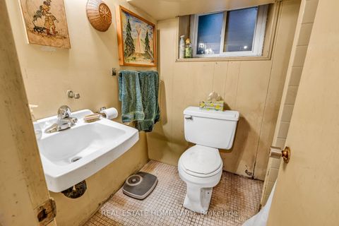 Photo 25 at 97 Massey Street, Niagara, Toronto