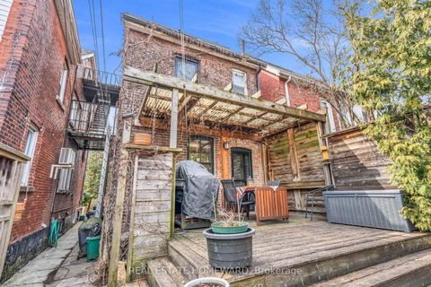 Photo 28 at 97 Massey Street, Niagara, Toronto