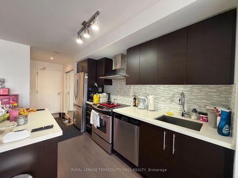 Photo 11 at 411 - 58 Orchard View Boulevard, Eglinton, Toronto