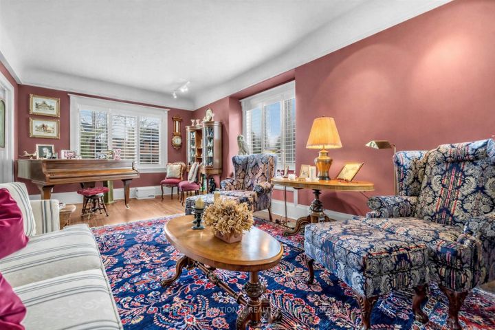 Photo 5 at 136 Roxborough Drive, Moore Park, Toronto