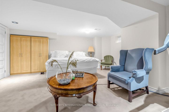 Photo 27 at 136 Roxborough Drive, Moore Park, Toronto