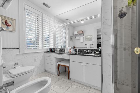 Photo 24 at 136 Roxborough Drive, Moore Park, Toronto