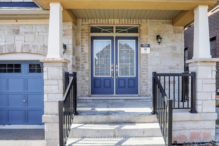 Photo 3 at 9 Lyle Way S, Northwest Brampton, Brampton