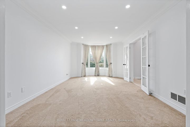 Photo 17 at 29 Hamilton Crescent, Georgetown, Halton Hills