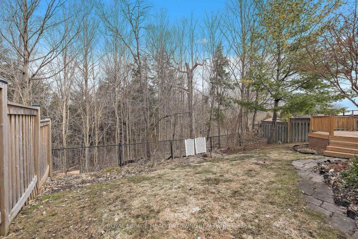 Photo 40 at 29 Hamilton Crescent, Georgetown, Halton Hills