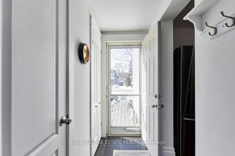 Photo 13 at 15 Squires Avenue, Parkview, Toronto
