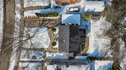 Photo 36 at 15 Squires Avenue, Parkview, Toronto