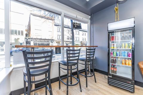 Photo 7 at 495 Bloor Street W, University, Toronto