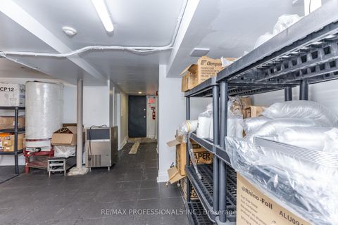 Photo 26 at 495 Bloor Street W, University, Toronto