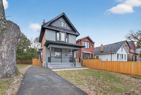 Photo 1 at 290 Chisholm Avenue, Lumsden, Toronto