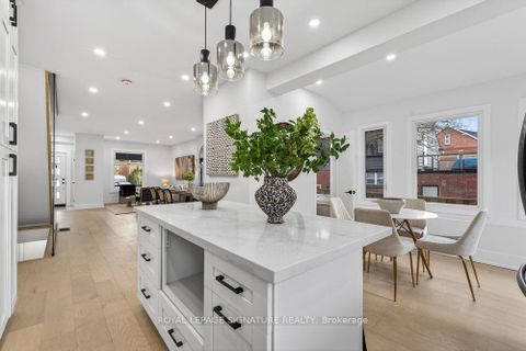 Photo 17 at 290 Chisholm Avenue, Lumsden, Toronto