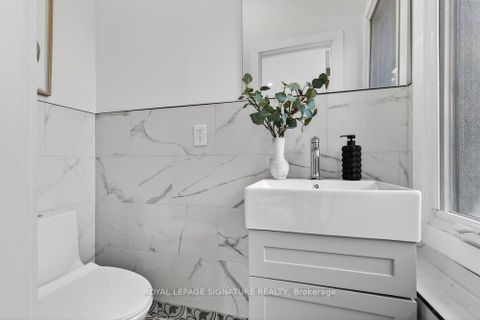 Photo 20 at 290 Chisholm Avenue, Lumsden, Toronto
