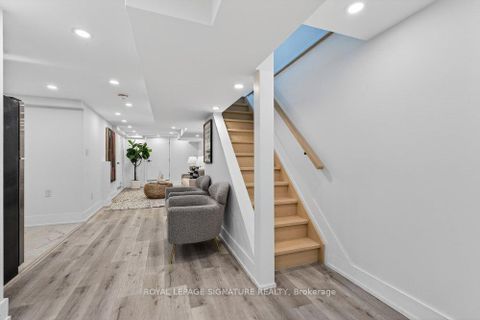 Photo 30 at 290 Chisholm Avenue, Lumsden, Toronto