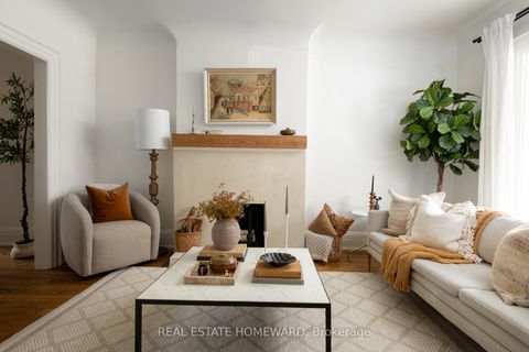 Photo 3 at 31 Riverdale Avenue, North Riverdale, Toronto