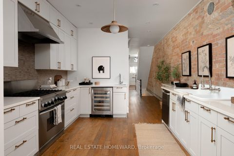 Photo 16 at 31 Riverdale Avenue, North Riverdale, Toronto