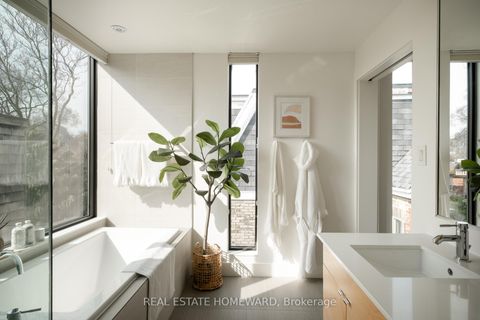 Photo 24 at 31 Riverdale Avenue, North Riverdale, Toronto